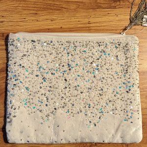 Noor-è-Noire - Beaded Pouch - bridal pouch